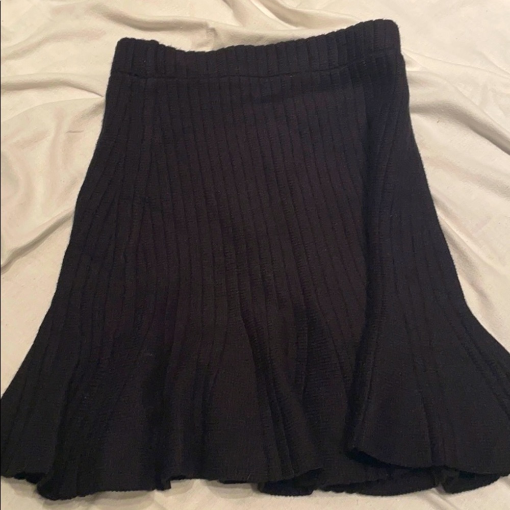 Flirty Black Knitted Skirt